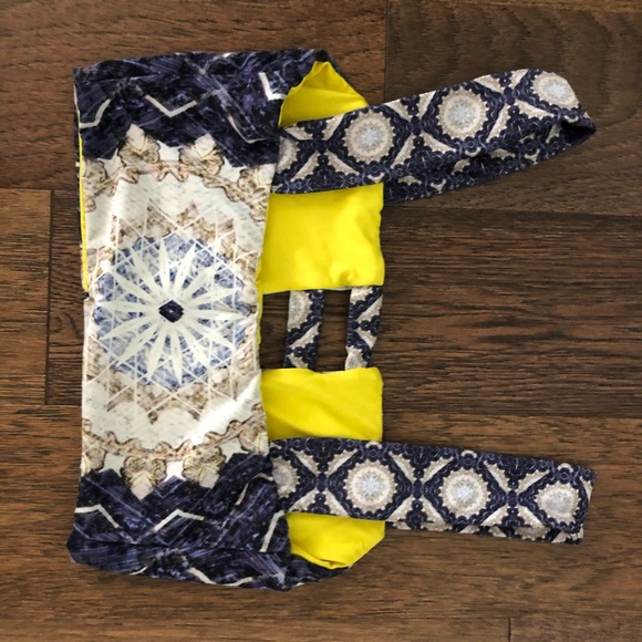 Rare Discontinued Wolven Reverie Crop Top Medium - Picture 2 of 2